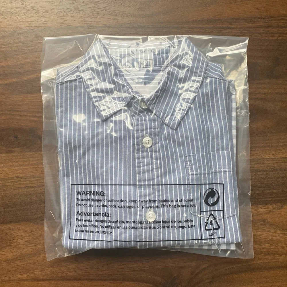 🐻 2/$25 • HP!! 🥳 Adorable Button Down Bundle